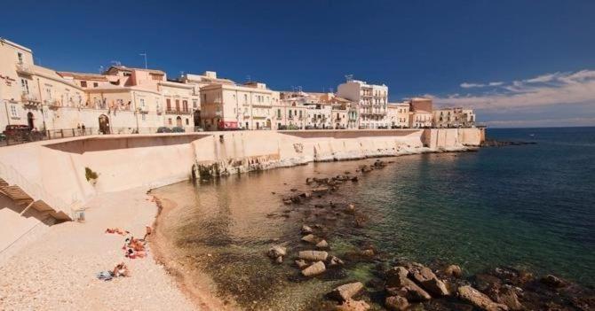 Apartment Terrazza Dei Mori - Seaview Terrace In Ortigia *