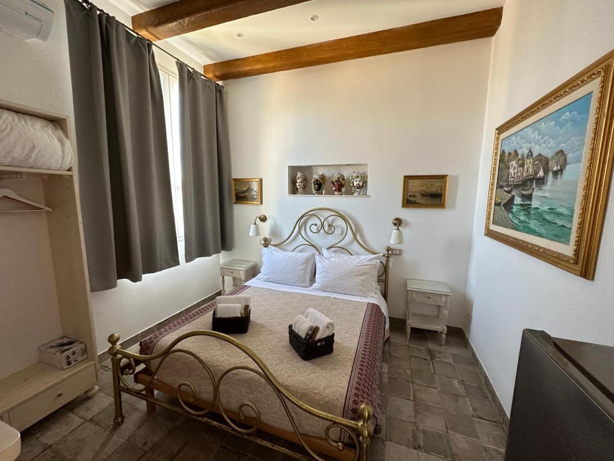 Terrazza Dei Mori - Seaview Terrace In Ortigia Apartment